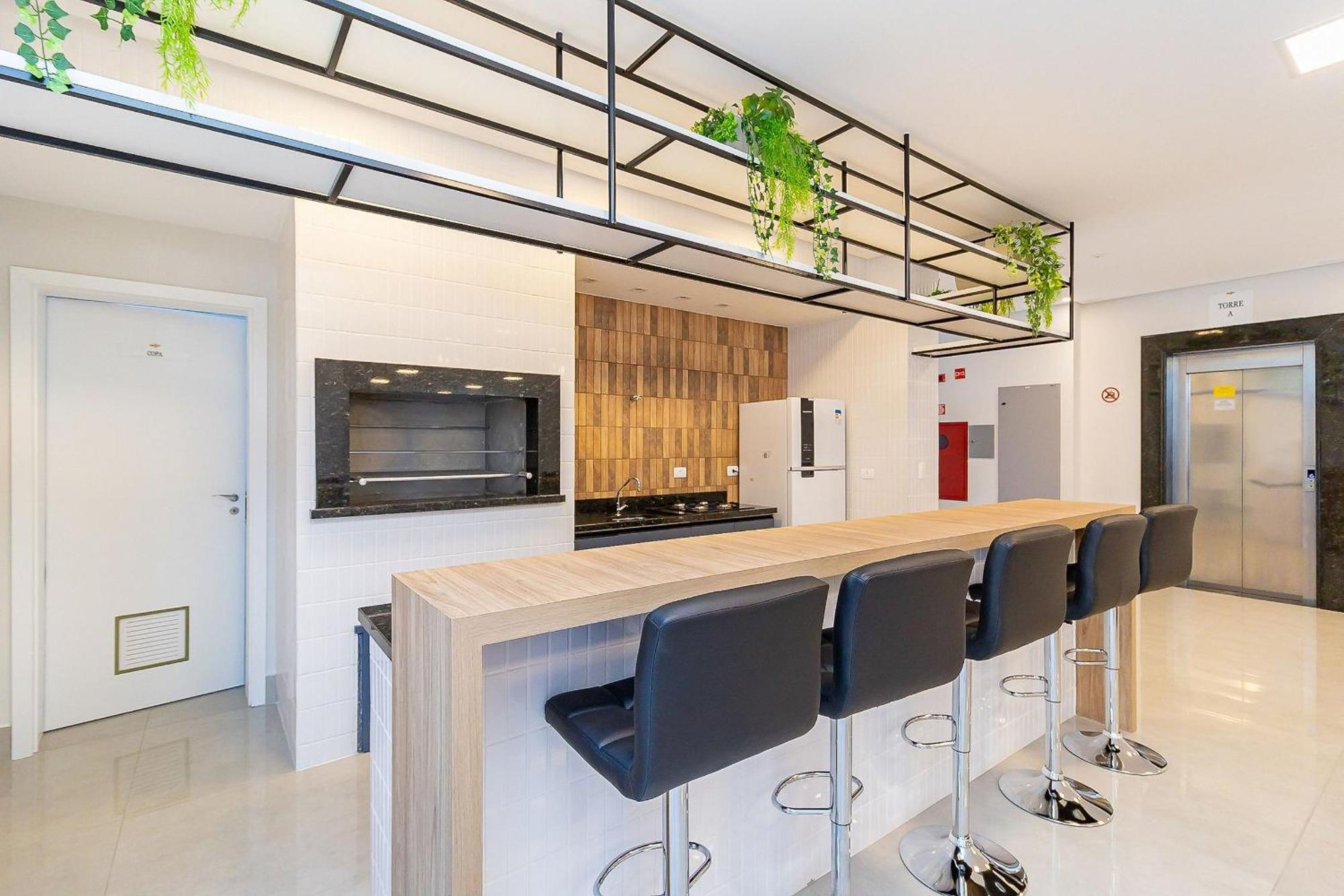 Cwbe Residencial Apartamento *