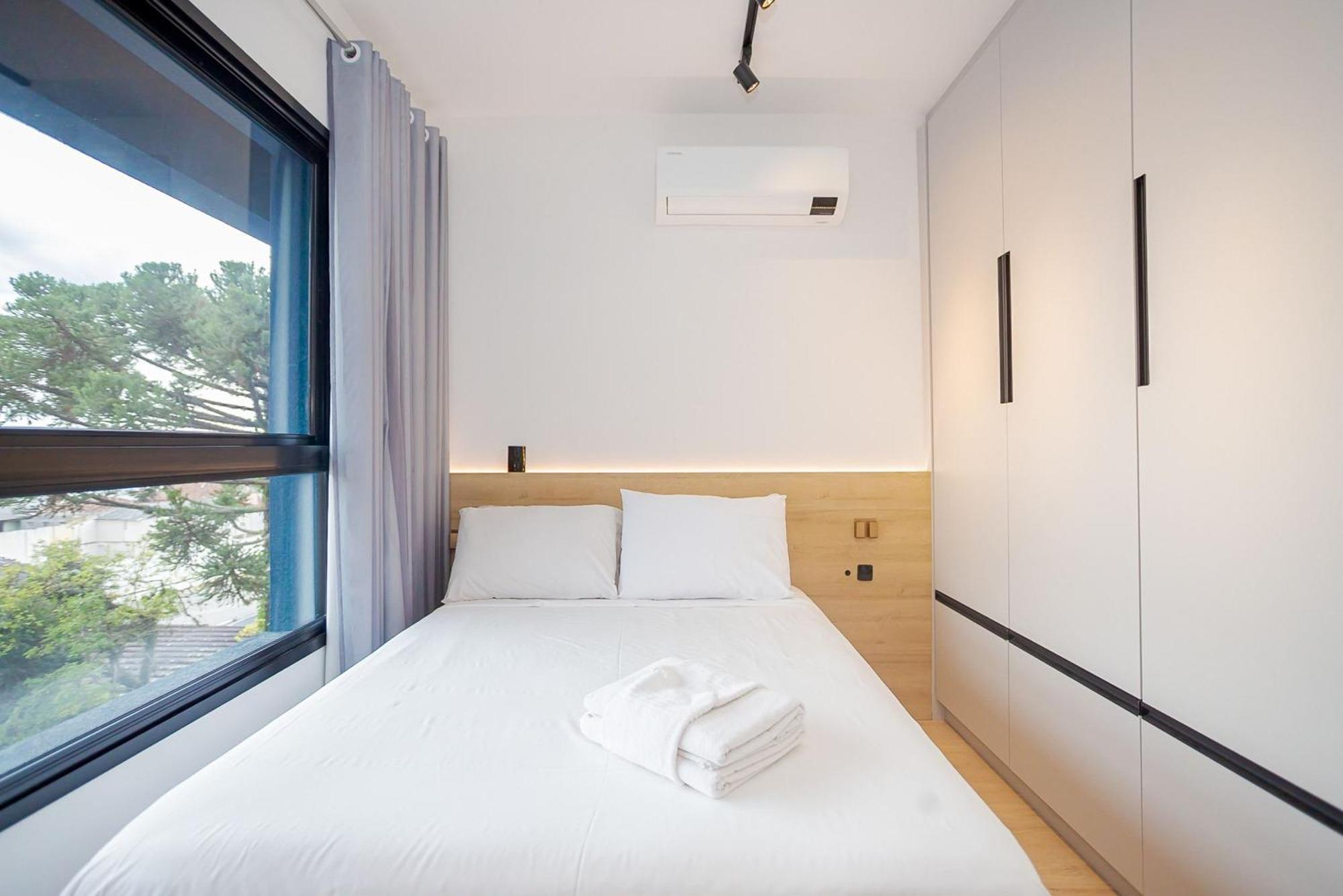 Apartamento Cwbe Residencial *