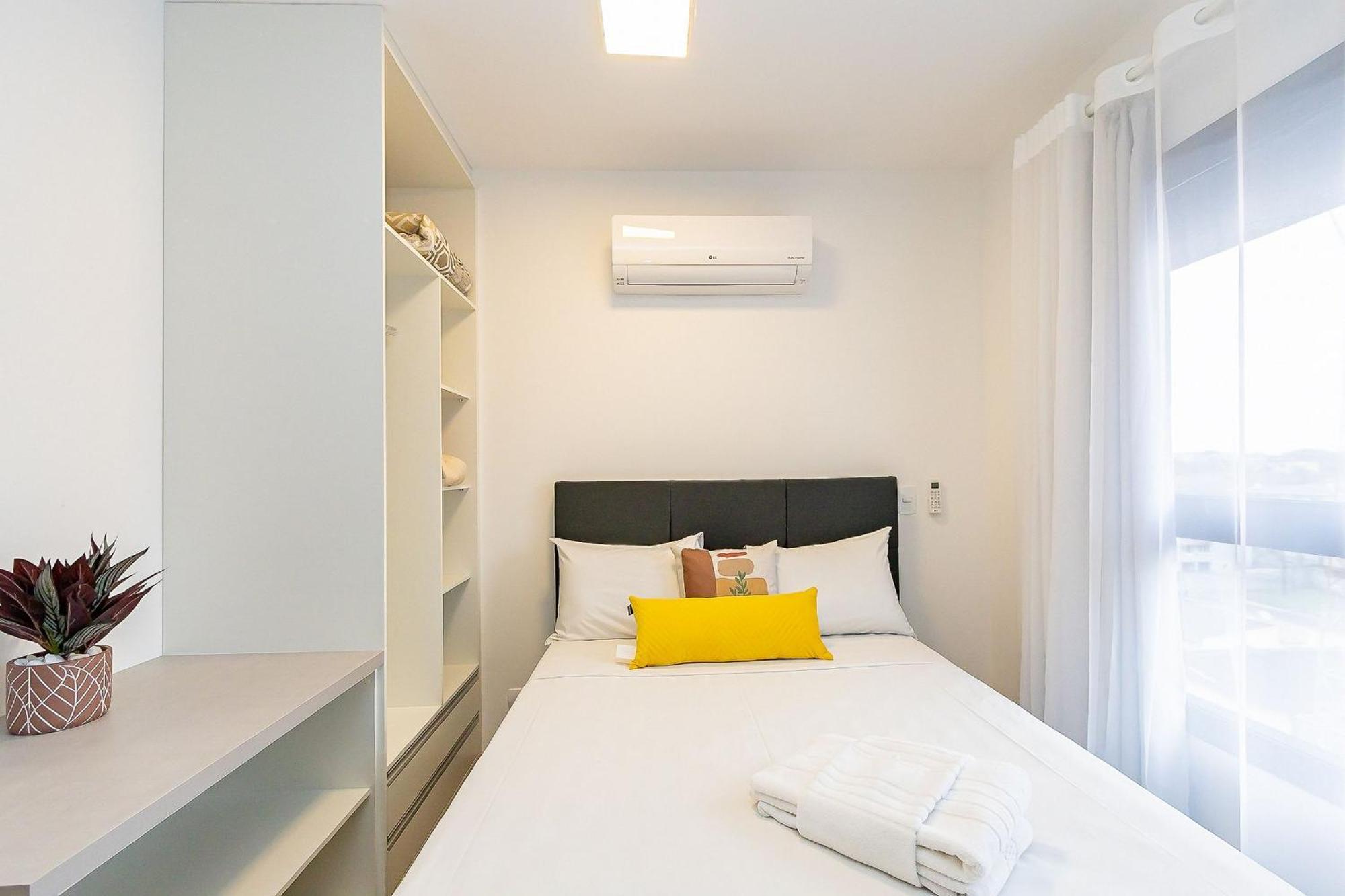 Apartamento Cwbe Residencial *